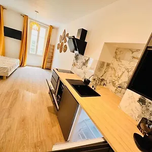 De Nana 4 - Hypercentre, Rue Meynadier, Palais & Plage, Clim, Wifi Appartement